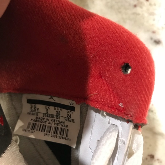 Jordan 5s - Picture 3 of 3